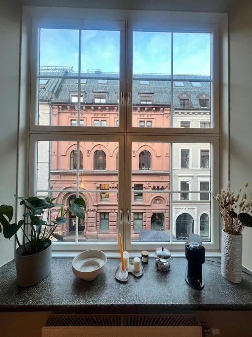 Koselig I Sentrum Av Med Byutsikt! Leilighet *