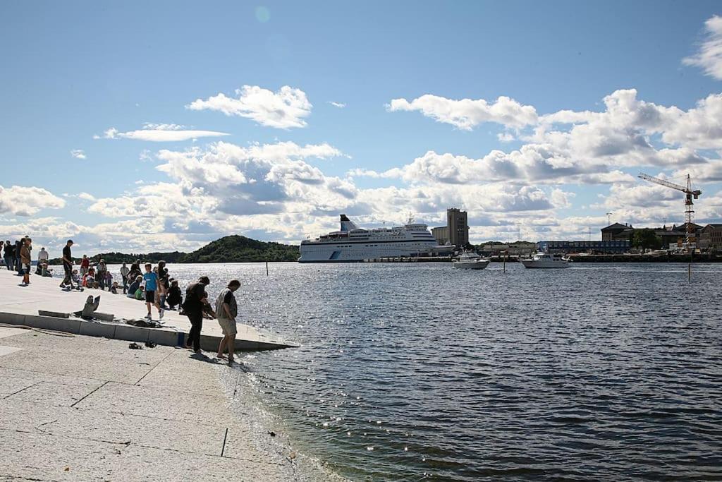 Koselig I Sentrum Av Med Byutsikt! Apartamento Oslo